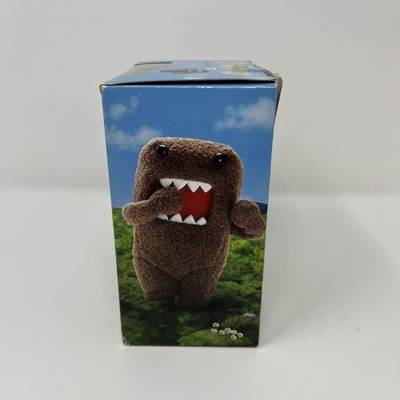 DOMO Ruby Red Flocked Vinyl Figure Darkhorse Borders Exclusive Collectible - Picture 4 of 8